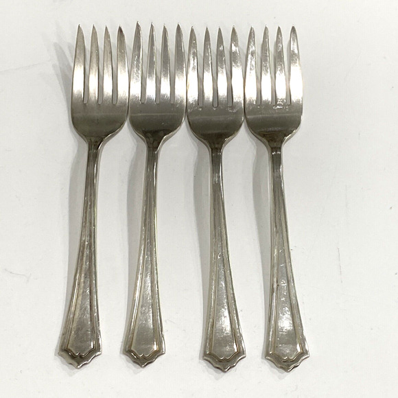 Vintage Whitby silverplate individual salad / dessert forks set of 4 circa 1931 - Picture 1 of 5